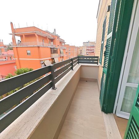 Attico Urbano Terrazza Su Roma Metro A Cornelia Lejlighed Eksteriør billede